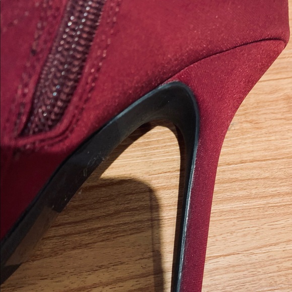 Wild Diva Lounge pointy Ankle Bootie - Picture 6 of 7